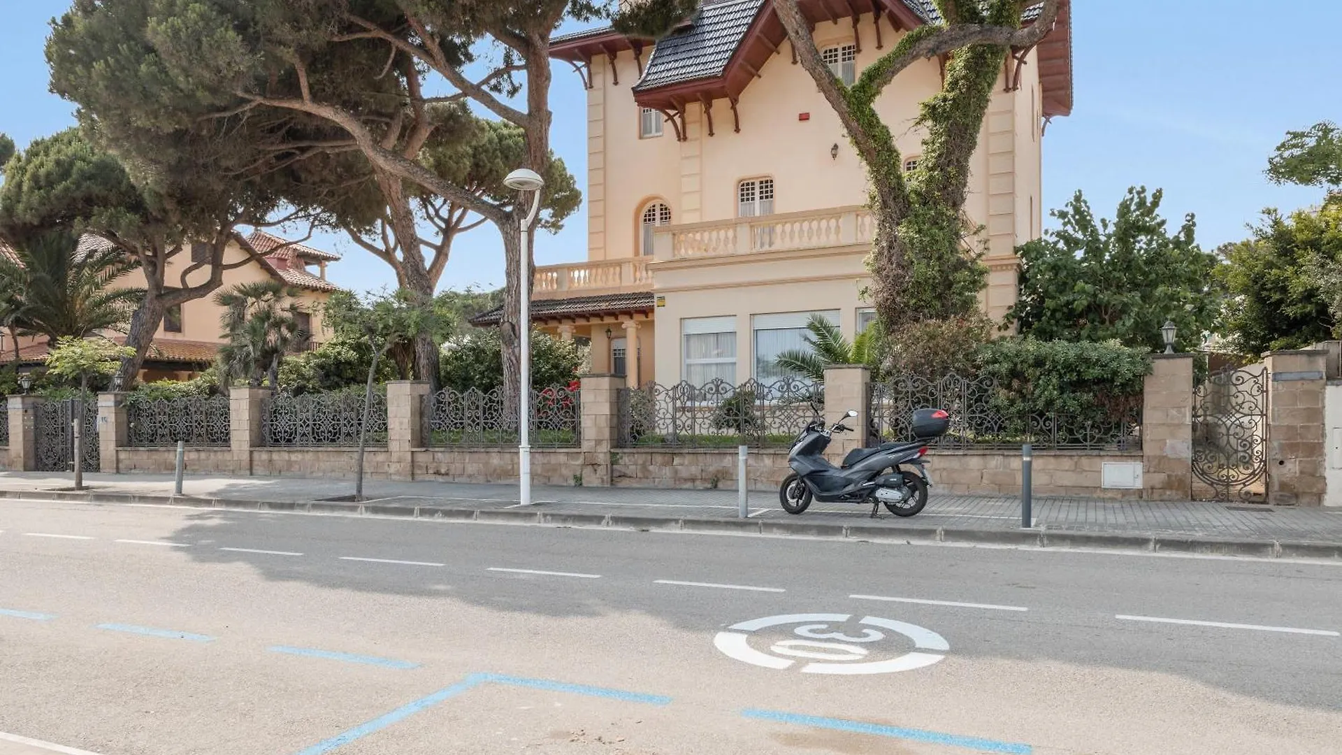 Villa Antonia Sant Vicenc de Montalt
