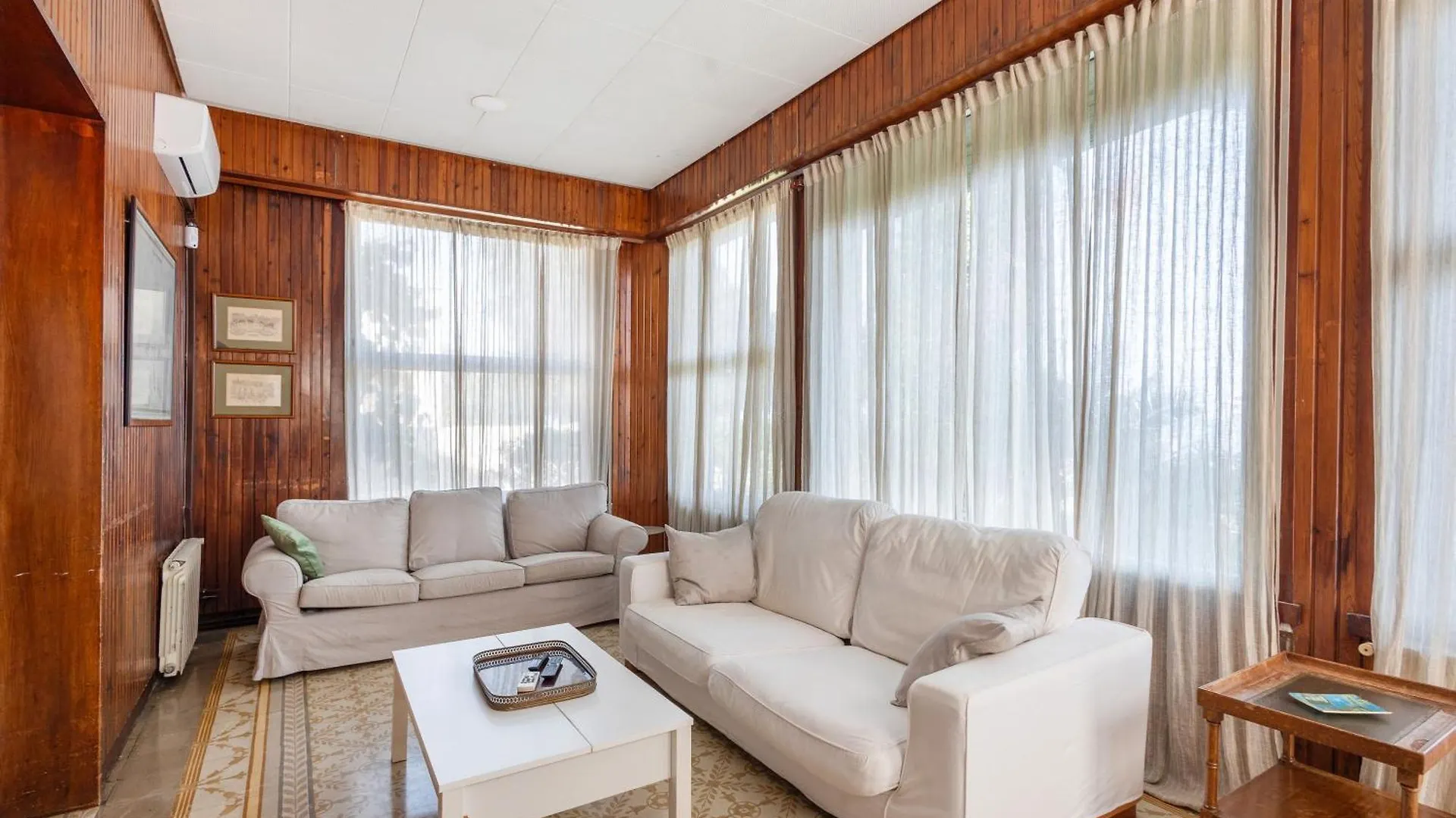 Villa Antonia Sant Vicenc de Montalt